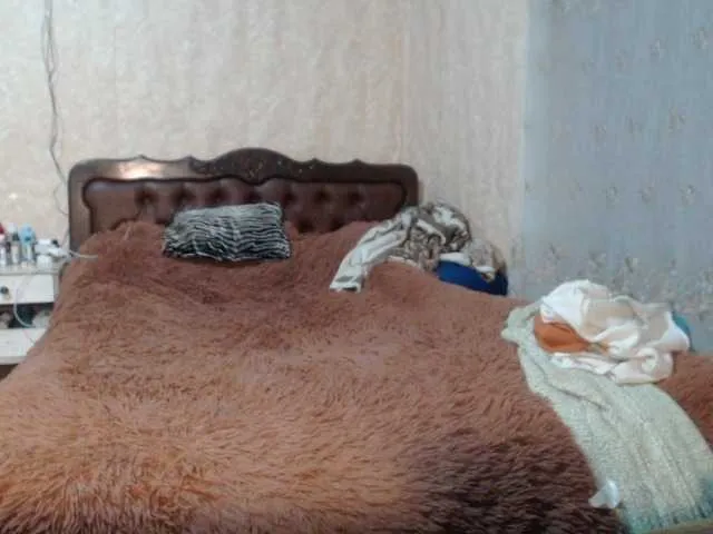 Live sex webcam photo for Katernia48 #241045677