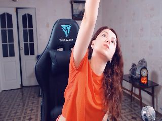 Live sex webcam photo for BettyGinger #251667834