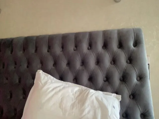Live sex webcam photo for Moral_core #259372668