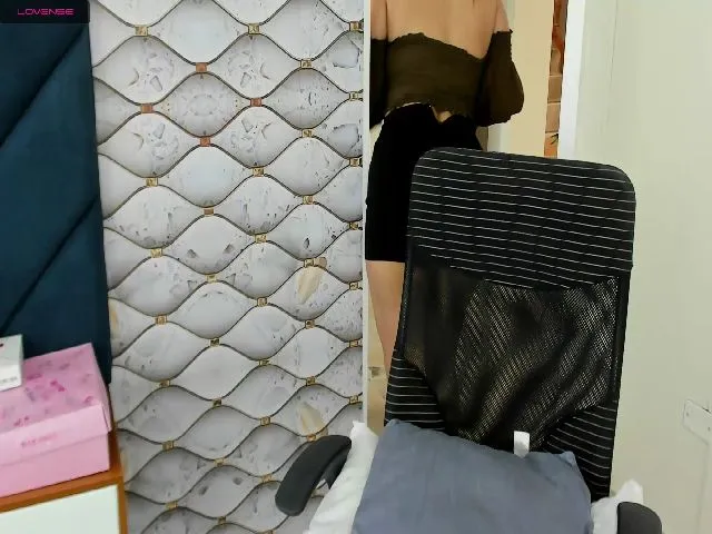 Live sex webcam photo for Anna_cooper #257106356