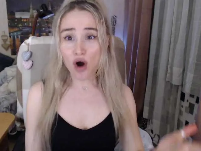 Live sex webcam photo for xyliganka777 #241332657