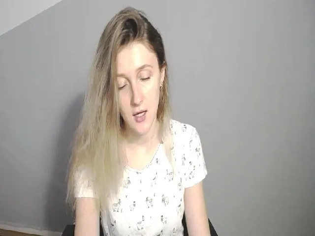 Live sex webcam photo for Akta_ #262677862
