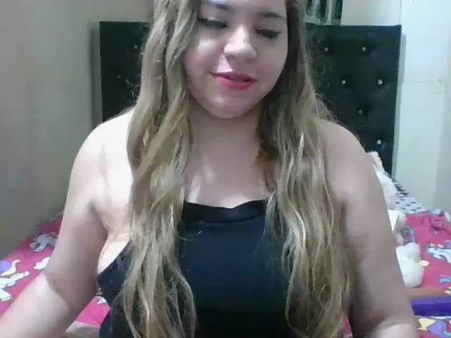 Live sex webcam photo for Victoriamor #240967945