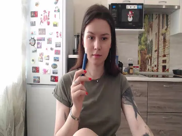 Live sex webcam photo for WonderXGirlXX #262107637