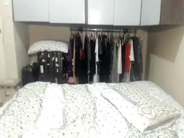 Live sex webcam photo for Nijuuyonjikan #261988529