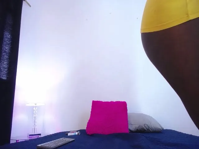 Live sex webcam photo for Chrishadoll #252597970