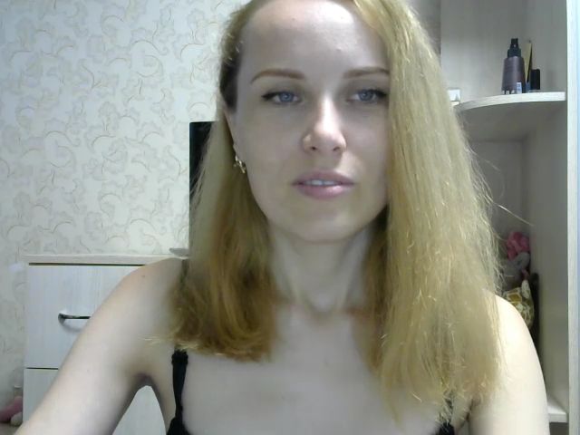 Live sex webcam photo for TrisMery #263551180