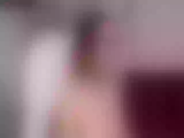 Live sex webcam photo for Sun_kissed1 #264838917