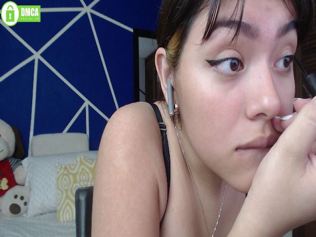 Live sex webcam photo for Angelin_cute #263894800