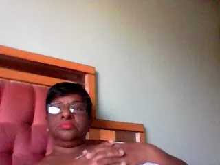 Live sex webcam photo for asianleanne #240589627