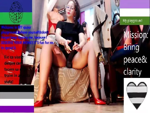 Live sex webcam photo for ImperatrizaS #252708342