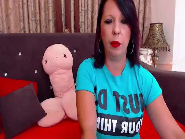 Live sex webcam photo for Laura4FunX #259917928