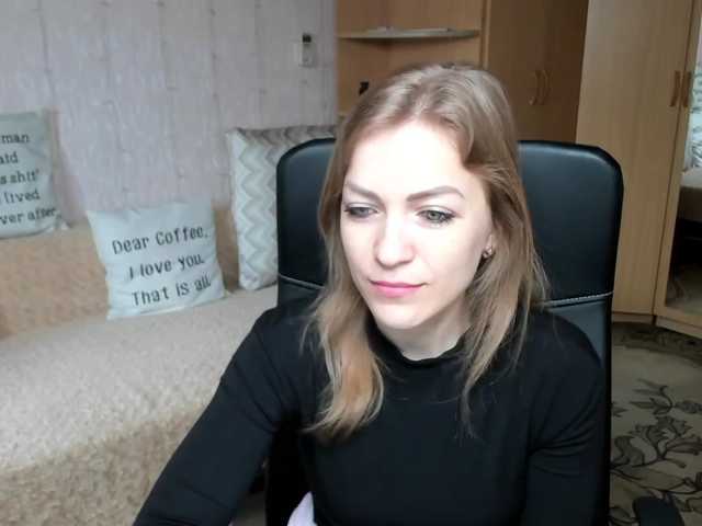 Live sex webcam photo for CherishSia #241395514