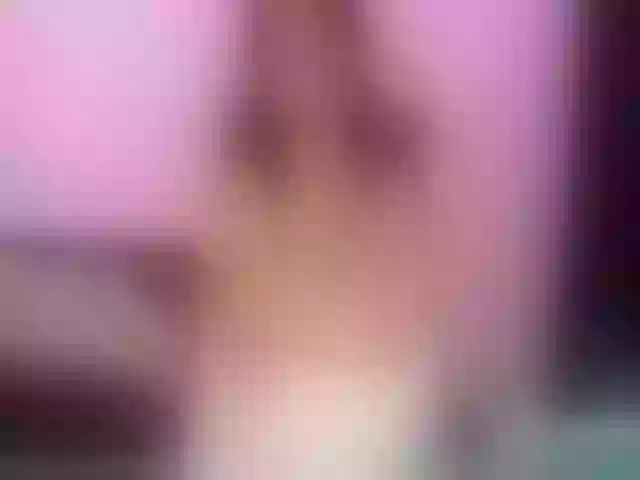 Live sex webcam photo for MaiiAngel #253309634