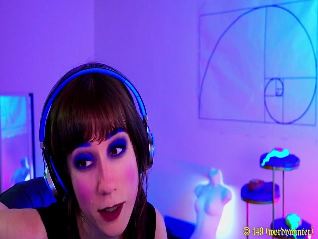 Live sex webcam photo for MinnieMoralia #254272587