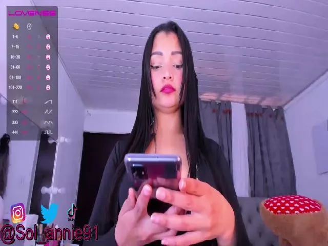 Live sex webcam photo for Anggi_ #260870893