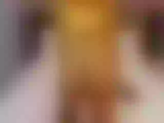 Live sex webcam photo for RubyStar0 #258841321