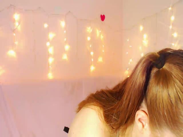 Live sex webcam photo for charlotpotter #253268393