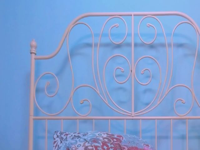 Live sex webcam photo for LindseyDoll #263915001