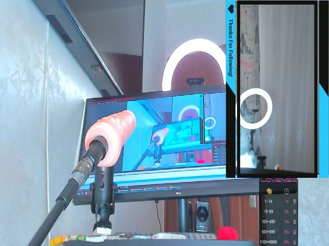 Live sex webcam photo for Im_Your_Love #264105401