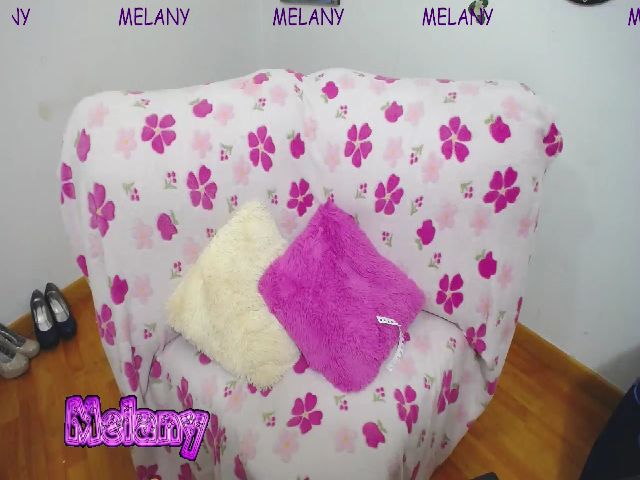 Live sex webcam photo for Melanie12_ #256621467