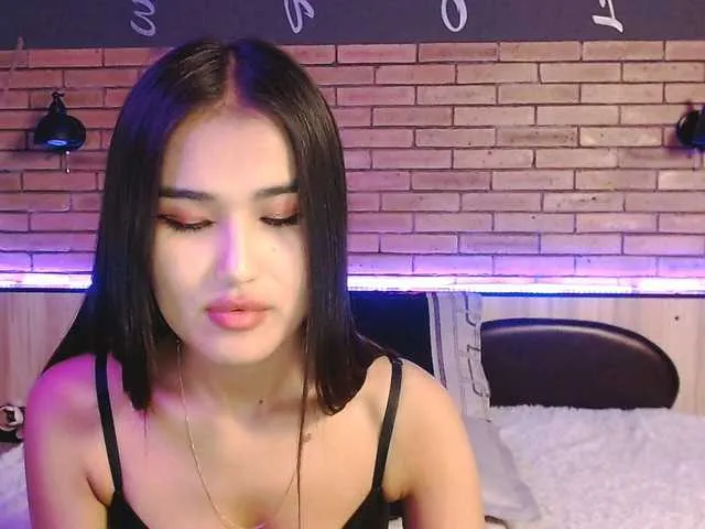 Live sex webcam photo for full-moon #241273980