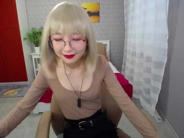 Live sex webcam photo for SoftHeartbeat #240933166
