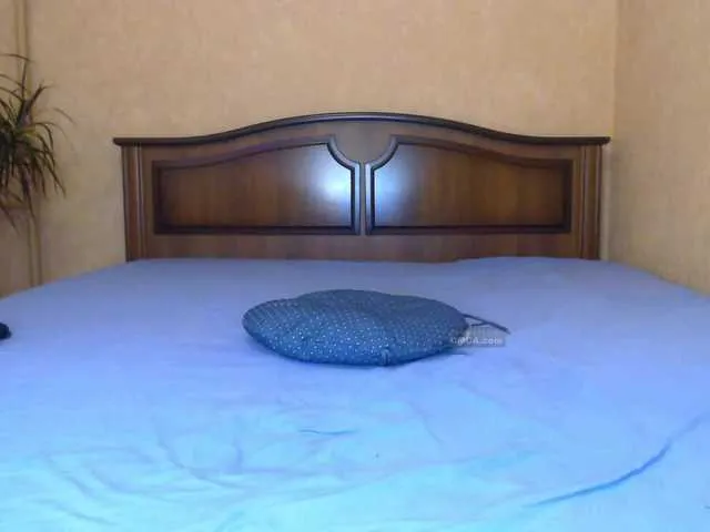 Live sex webcam photo for tinahot #242999658