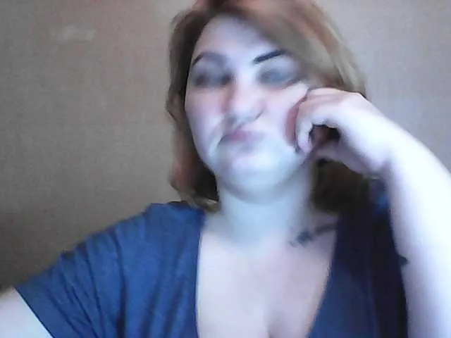 Live sex webcam photo for AmyRedFox #241043094