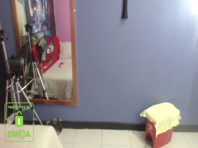 Live sex webcam photo for Jenifer_b #263839539