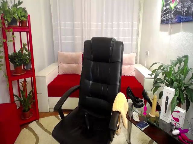 Live sex webcam photo for OlgaSaphire #259017104