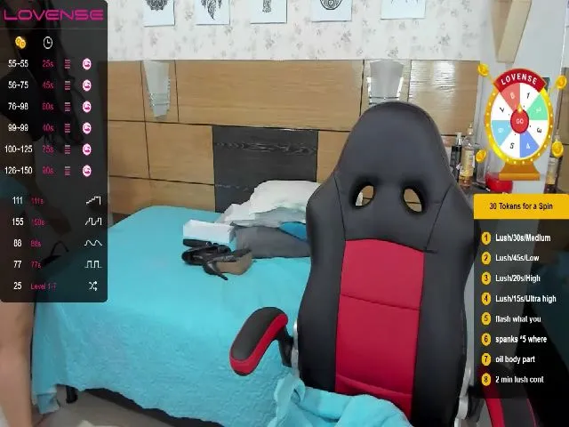 Live sex webcam photo for Kloemss #258147493