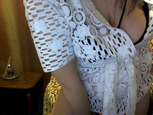 Live sex webcam photo for Milf4you #241280836