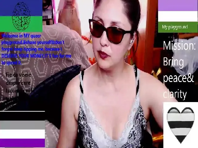 Live sex webcam photo for ImperatrizaS #254806299