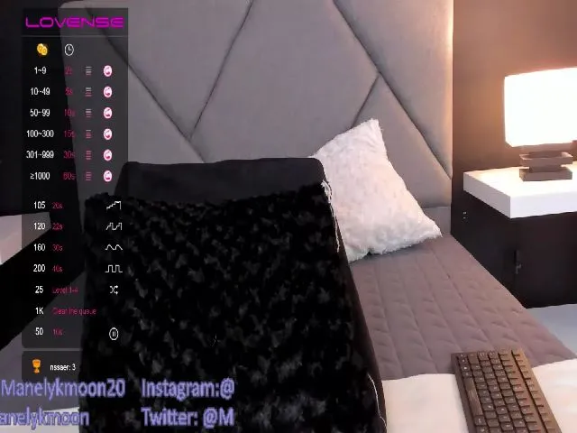 Live sex webcam photo for Manelyk_m #256327687