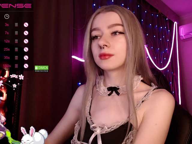 Live sex webcam photo for Annelitt #287947991