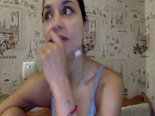 Live sex webcam photo for JolyBoss #262790017