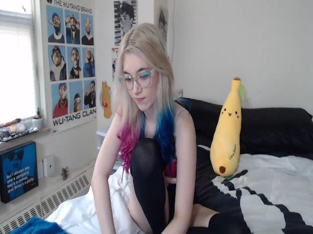 Live sex webcam photo for AnnaTame #258943489