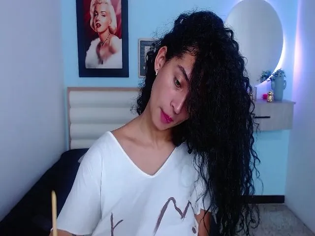 Live sex webcam photo for Jade_lee88 #255945760