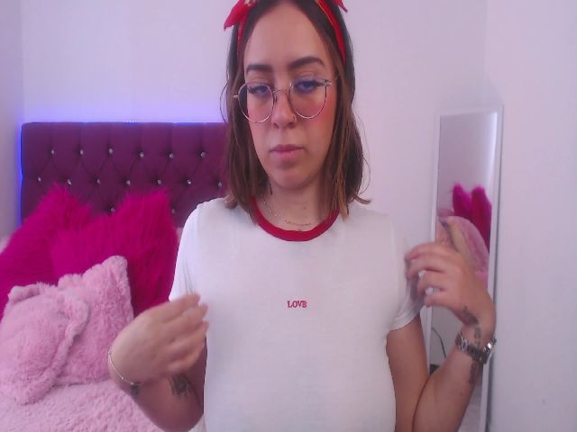 Live sex webcam photo for SamPuckett #256936980