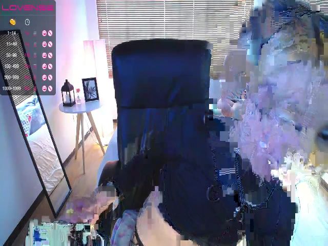 Live sex webcam photo for Effy_Rose_ #265572457