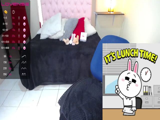 Live sex webcam photo for LESLY_LAURA #254183850