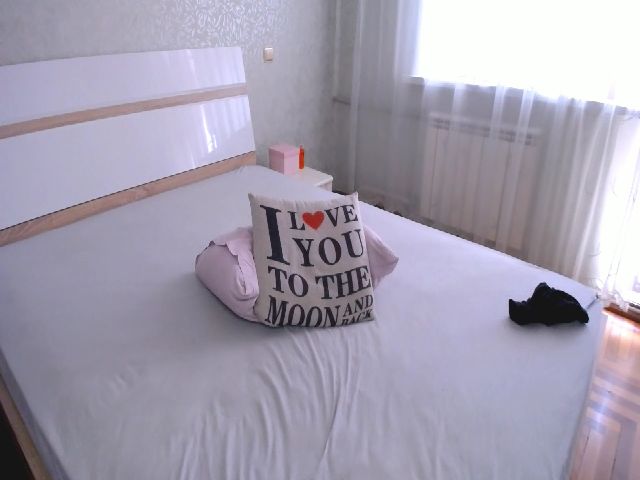 Live sex webcam photo for SoSexySpicy #264791647