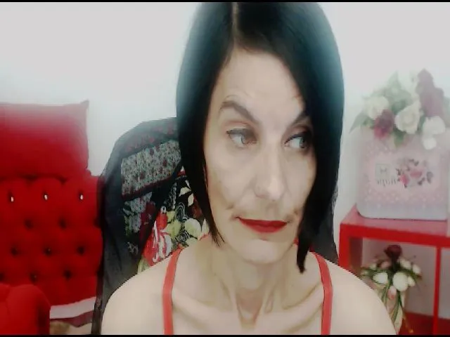 Live sex webcam photo for BestBangMilf #258008496