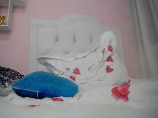 Live sex webcam photo for Petite_camila #287863896