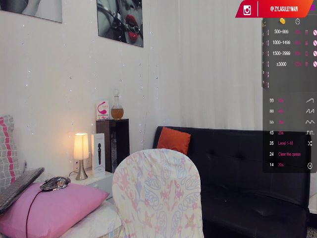 Live sex webcam photo for ZylaSuleyman #256126954