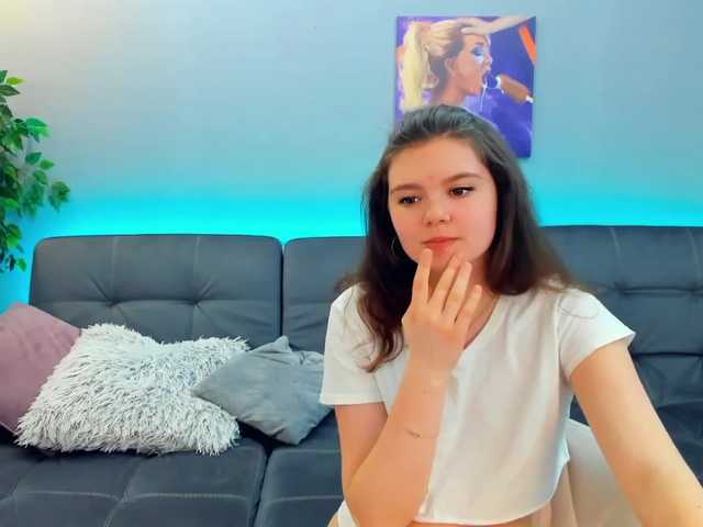 Live sex webcam photo for EliRoks #243160833