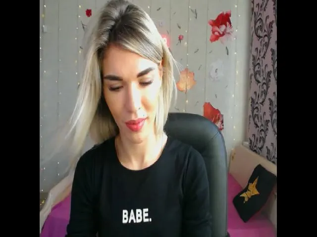 Live sex webcam photo for Sendy_White #263714163