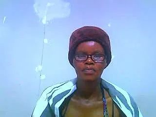 Live sex webcam photo for bignipples38 #244521774
