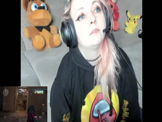 Live sex webcam photo for PrincessBluu #256137452